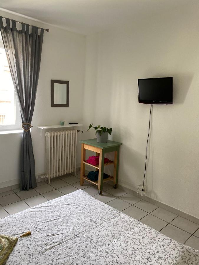 Appartement Spacieux Orange  Bagian luar foto